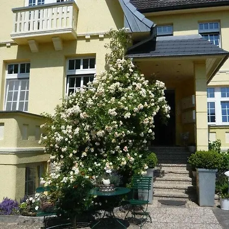 Luxurious In Holiday home *